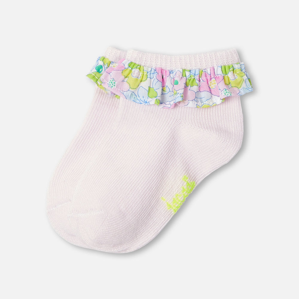 Baby girl socks with ruffles