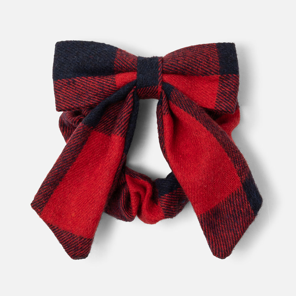 Girl flannel scrunchie