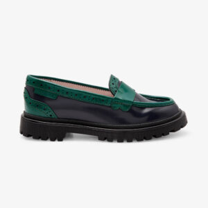 Girl leather moccasins