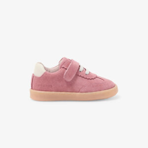 Baby girl leather trainers