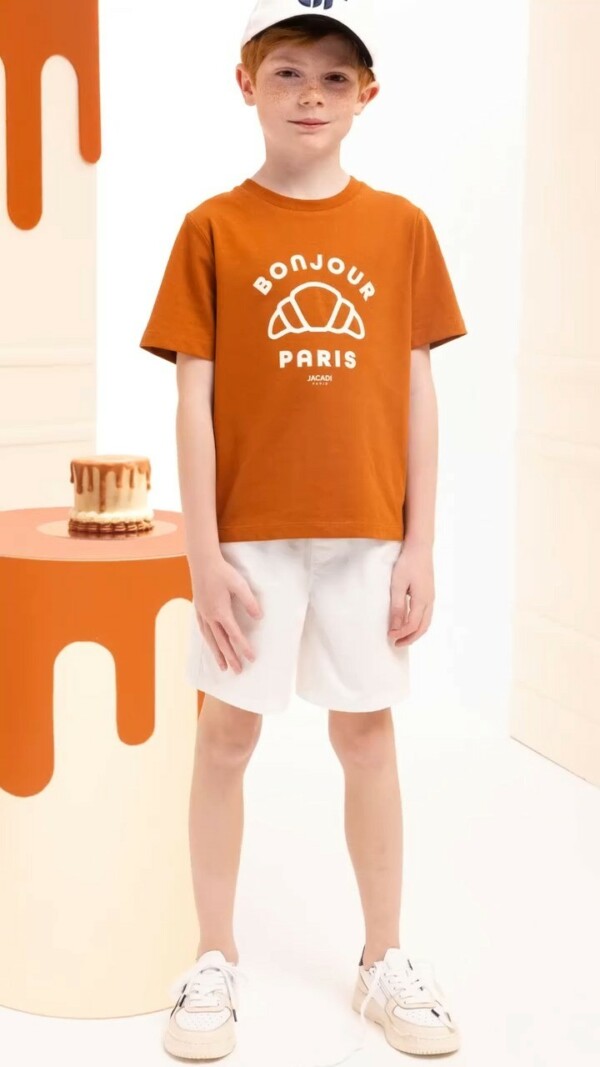 Jacadi Paris presents its sneaker — the perfect pair for little city dwellers to wear with their favorite looks all summer long.Jacadi Paris vous présente sa basket que les petits urbains porteront avec leurs looks préférés tout l'été.

jacadilebanon jacadi